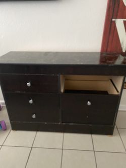 Free Dresser