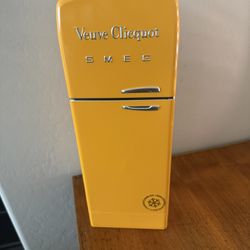 Veuve Champagne Fridge Gift Box