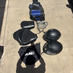 Harley Mustang Seat With Helmets Luggage Rack And Saddles For 2004 Harley Sportster $1