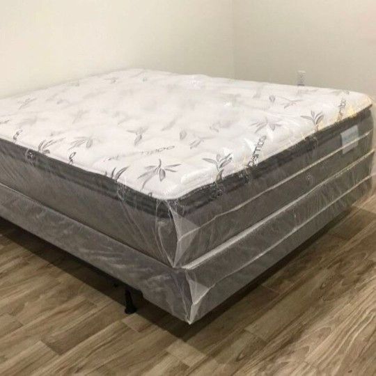 Queen Size Mattress Pillow Top With Box Springs✅