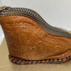 Vintage Mexico Engrave Handmade  Leather Boot Figural Zippered Coin Purse 