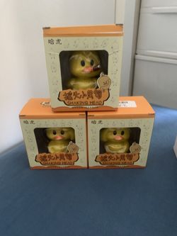 Shaking Head Ducks
