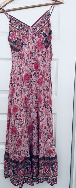 Floral Vacation Maxi Dress - Size Small 