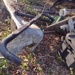 Black Gen 2 Ext Cab Steps.... 100$