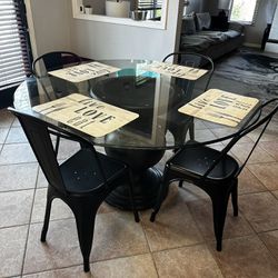 LIKE NEW GLASS KITCHEN TABLE! 
