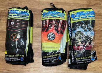 Goalie gloves lot