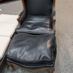 FREE CHAIR & OTTOMAN. CITY OF ORANGE 🍊. FREE