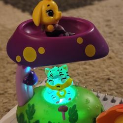 Hatchimals And 3 Light Stands