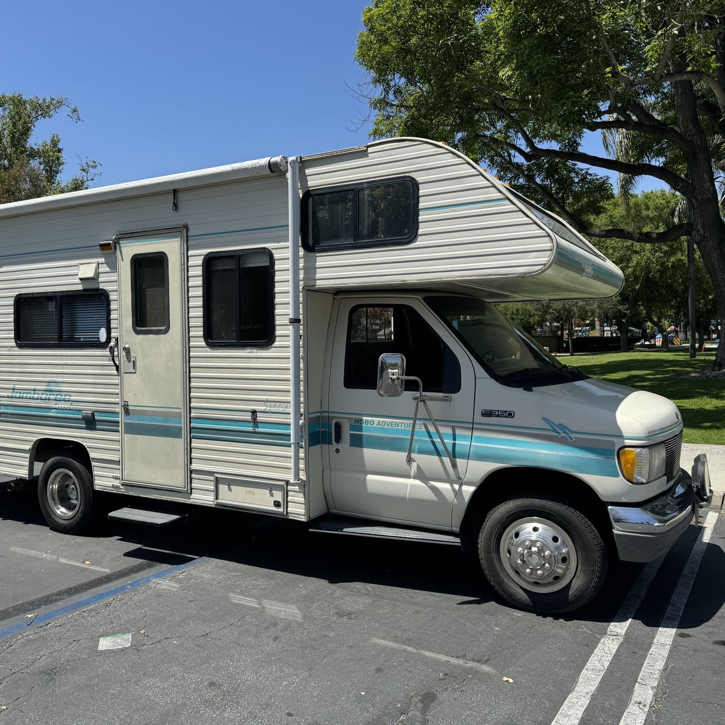 1992 Jamboree By Fleetwood 24’ Ft. Ford RV / Motorhome 