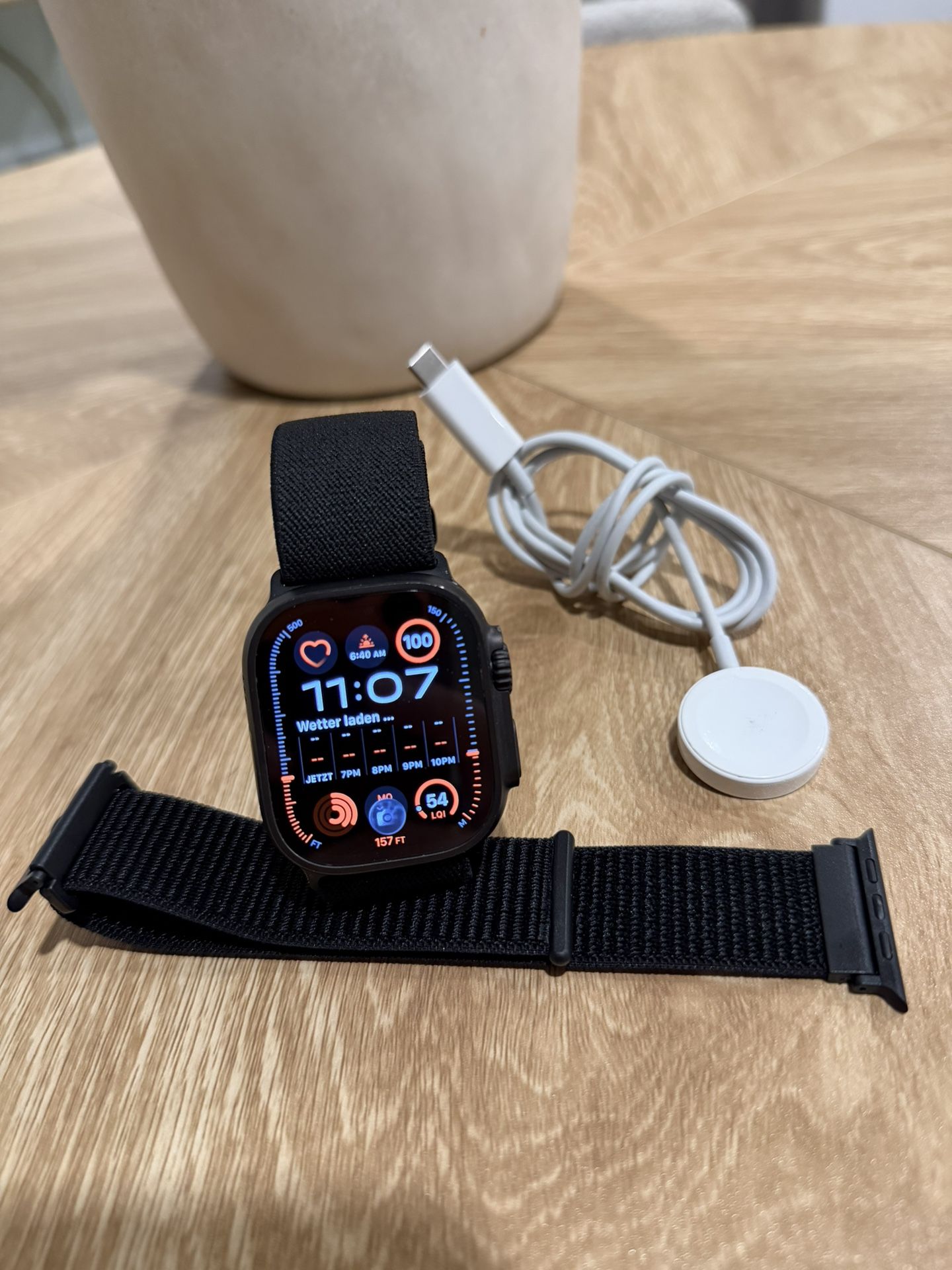 Apple Watch Ultra 2 (49mm, Wi-Fi + Cellular) – Like New + Extra Bands