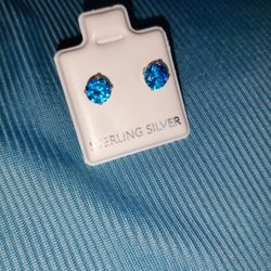 .925 Sterling Silver Stud Earrings New