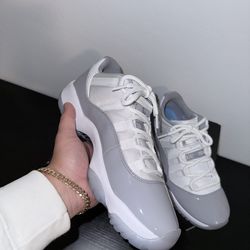 Jordan 11 Low Cement