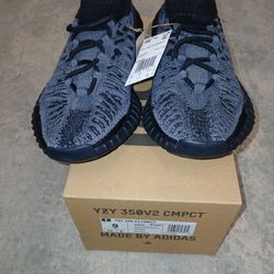 Adidas Yeezy 350 V2 CMPCT
