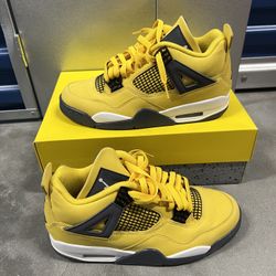 Air Jordan 4 Retro Lightning