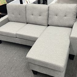 NEW OFFER!✨Light Grey Sectional ✨Easy Pay Options✨Delivery Express✨