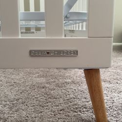 Jordan 4 In 1 Convertible  Crib 