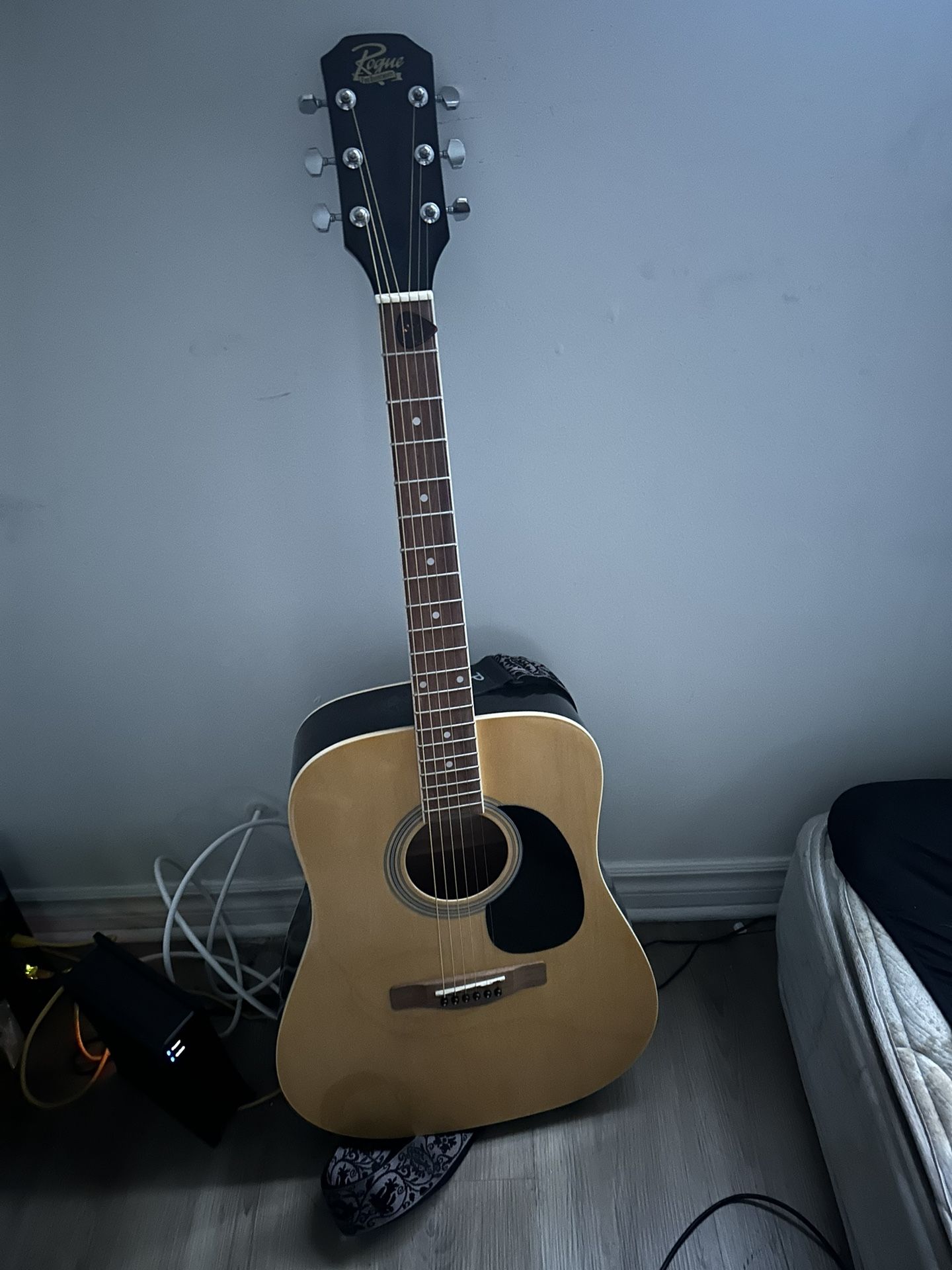 6 String Acoustic Guitar