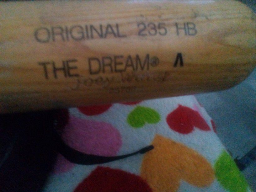 I have 4 Baseball Bats Own Black Professional Players One Of Them Was Owned By Joey Wong