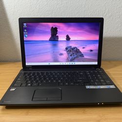 Laptop Toshiba 15.6” windows 11 home 256GB SSD 8GB RAM price is firm