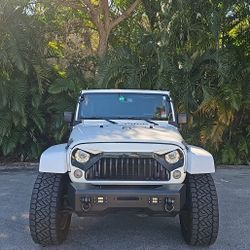 2018 Jeep Wrangler Sahara