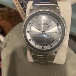 CASIO ILLUMINATOR WATCH-5 year Working Battery 