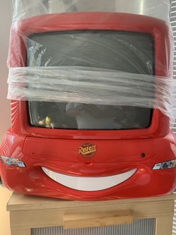 13” disney’s lightning mcqueen tv /dvd 