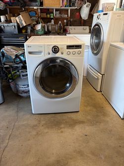 LG gas dryer in very good working https://offerup.com/redirect/?o=Y29uZGl0aW9uLmRlbGl2ZXJ5 is available,30 day warranty, ablo espanol.
