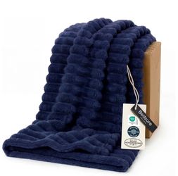 Bedsure GentleSoft Navy Blue Throw Blanket for Couch