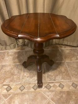 Rustic Wood Pedestal Table