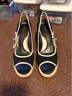 Women's shoes size 8 1/2