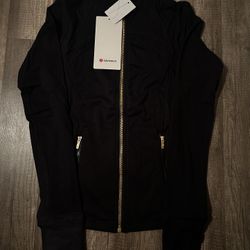 Lululemon black gold zip up