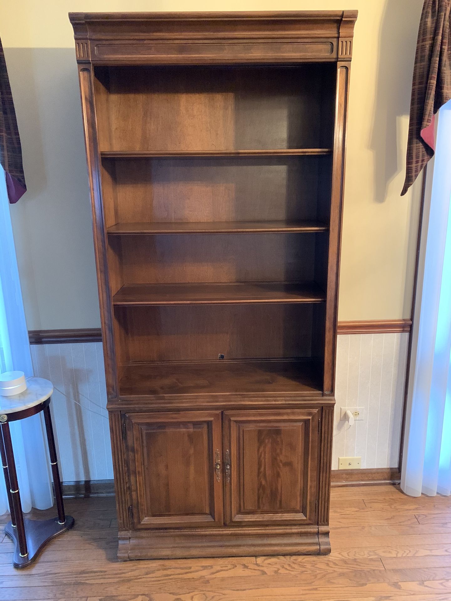 Ethan Allen Etagere