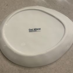 Set Of 4 Asymmetric Crate&Barrel Plates W8”