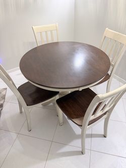 Dining room set