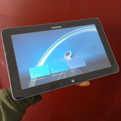 Samsung Tablet/ Laptop