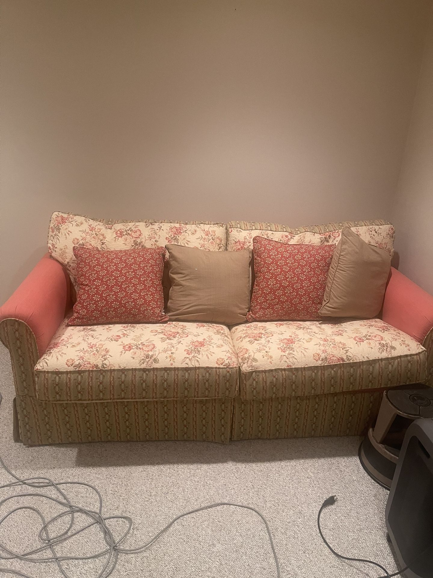 Carolines Cottage Country Red Sofa sleeer