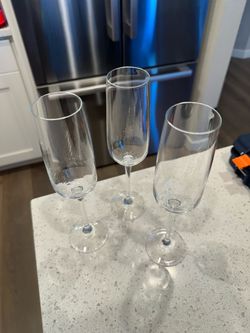 3 champagne flutes