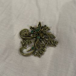 Shirt pin