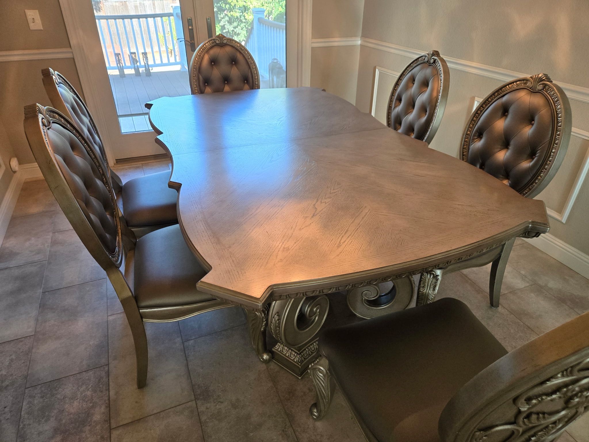 Antique Silver Luxury Dining Table with 6 Chairs
