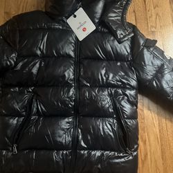 Moncler Maya
