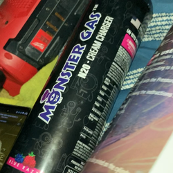 Kingdom whip N20 3100 grams and Monster Gas 640 gas