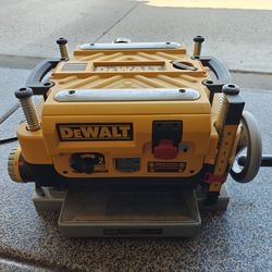 Dewalt Planner DW735