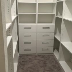 CUSTOM CLOSET ( FREE ESTIMATE )