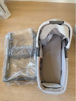 Nuna mixx series bassinet + stand