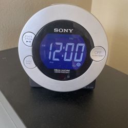 Sony Alarm Clock With iPod/iPhone Connection