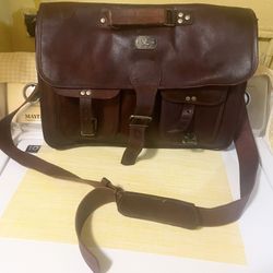 Cuero Leather Messenger Bag