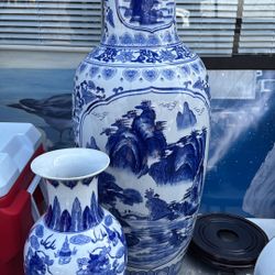 Antique Chinese Porcelain Vases