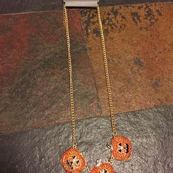 BRAND NEW PIER 1 PUMPKIN NECKLACE