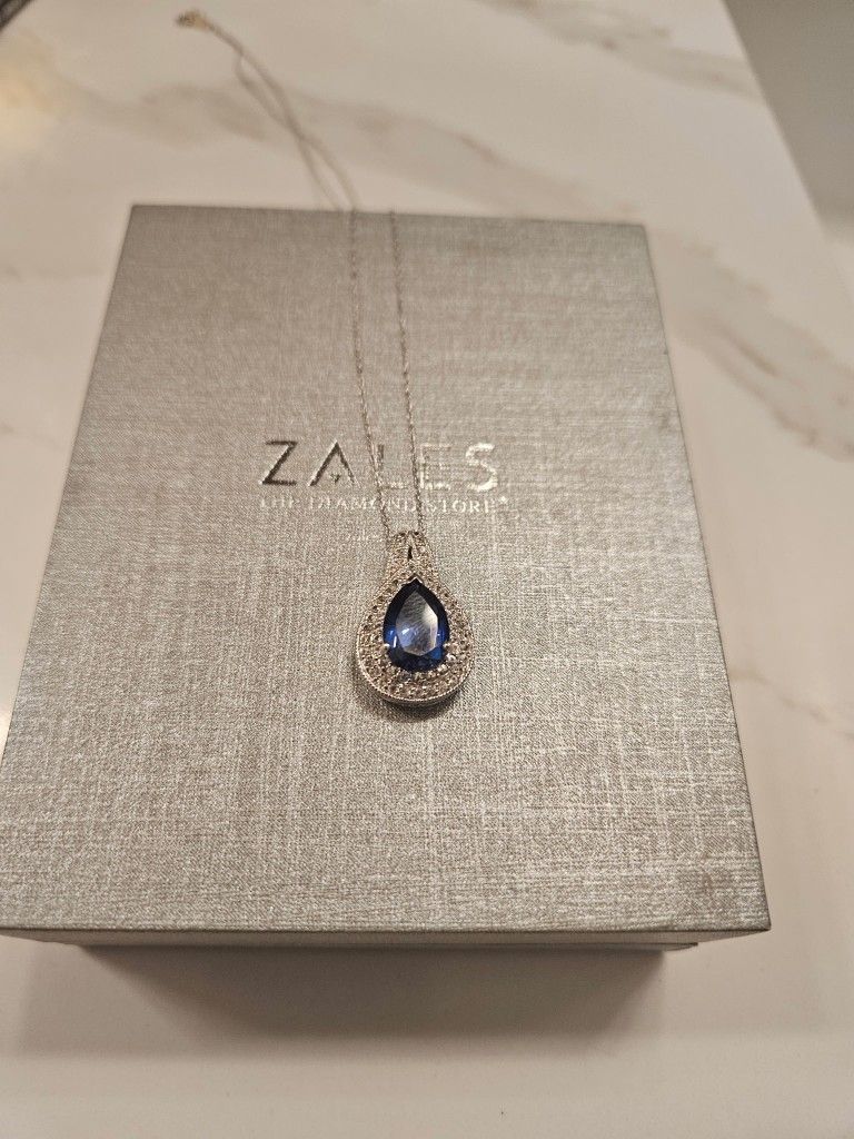 Ladys Necklace