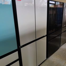 New Samsung
Bespoke 29 cu. ft. Standard Depth Custom Panel-Ready 4-Door Flex French Door Refrigerato